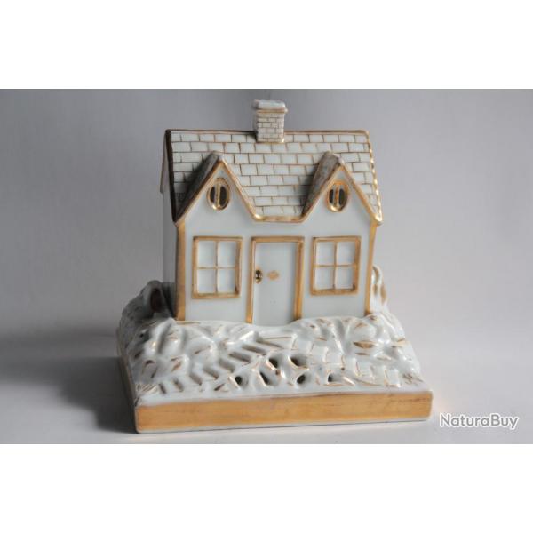 Brle parfum Maison porcelaine Vieux Paris XIXe sicle