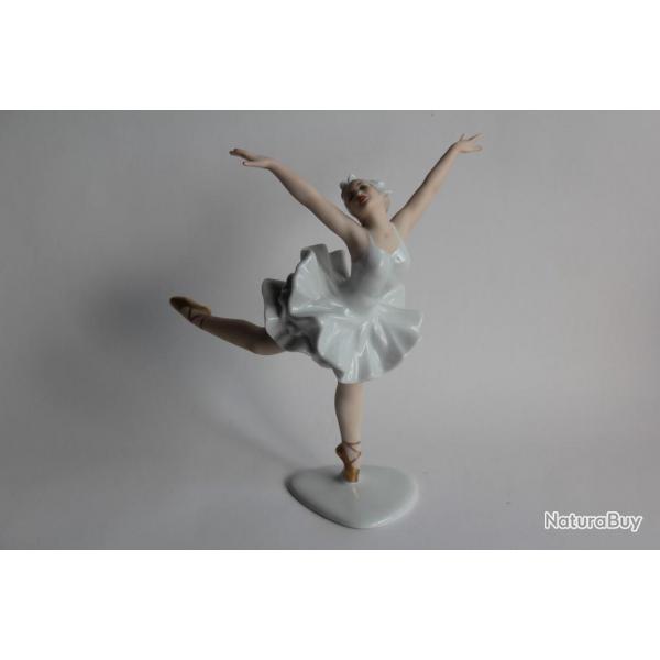 Danseuse ballerine porcelaine Wallendorf Allemagne