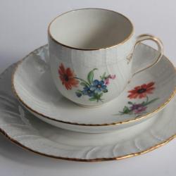 Tasse Assiette à dessert porcelaine KPM Berlin Allemagne