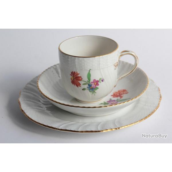 Tasse Assiette  dessert porcelaine KPM Berlin Allemagne