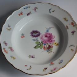 MEISSEN Assiette creuse porcelaine Fleurs Papillons XIXe siècle
