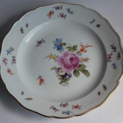 MEISSEN Assiette porcelaine Fleurs Papillons XIXe siècle