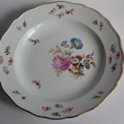 MEISSEN Assiette porcelaine Fleurs Papillons XIXe siècle