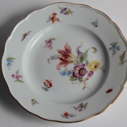 MEISSEN Assiette à dessert porcelaine Fleurs Papillons XIXe siècle