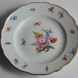 MEISSEN Assiette à dessert porcelaine Fleurs Papillons XIXe siècle