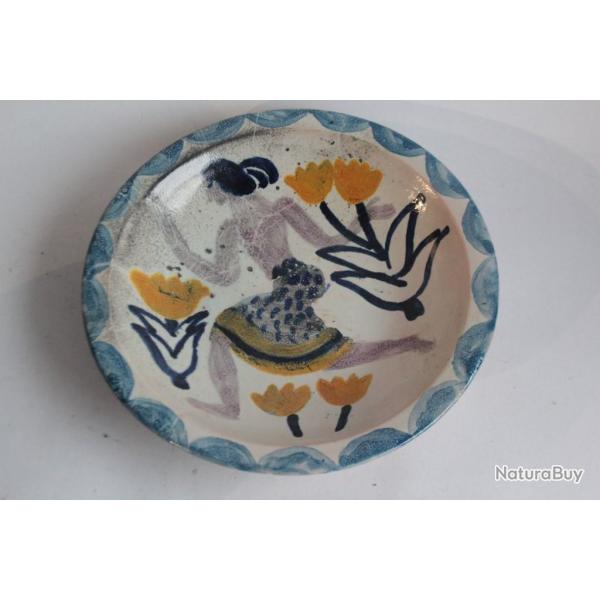 MENELIKA Plat cramique Suisse