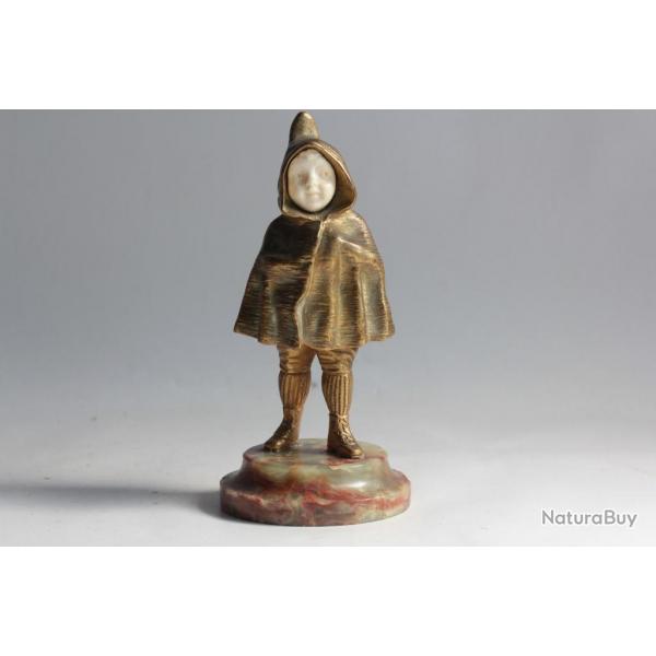 Bronze Georges OMERTH Enfant  la cape
