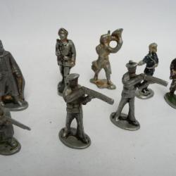 Soldat ALUDO Militaire Guerre Jouet Militaria (x8)