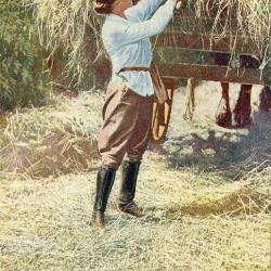 CPA Agriculture Femme paysan Working on the land women Char à foin Oilette