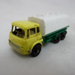 Camion Essence LESNEY N°25 PETROL TANKER MATCHBOX Jouet miniature