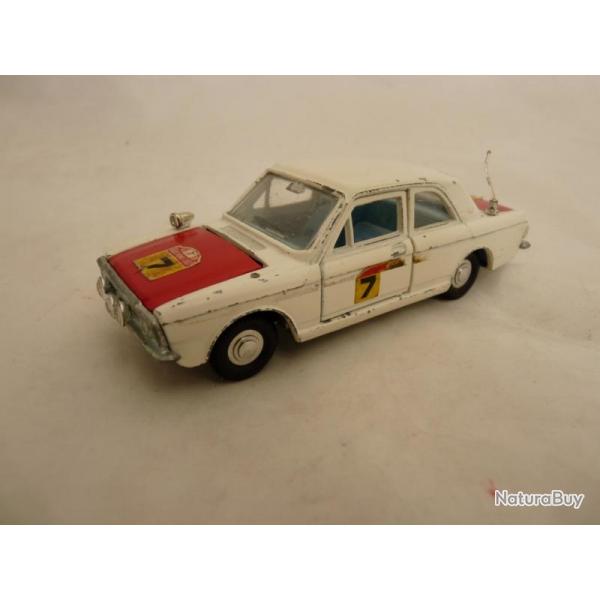 Voiture DINKY TOYS FORD CORTINA 891681 Jouet miniature
