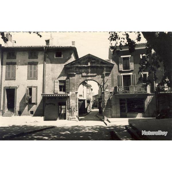 CPA 84 VAUCLUSE Bollne Vieille Porte