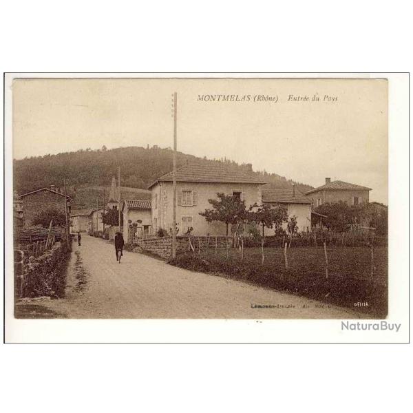 CPA 69 Rhne Montmelas Entre du Pays village vlo