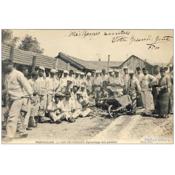 CPA 25 DOUBS Pontarlier Guerre pluchage des patates