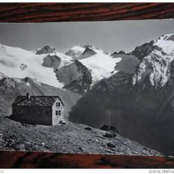 CP Suisse Valais Cabane Montagne Täschhütte SAC