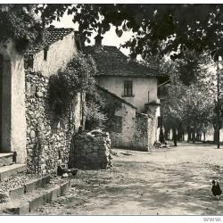 CP Suisse Tessin Locarno petit village Maison en pierre