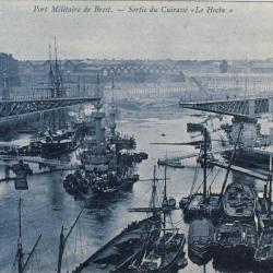 CPA 29 FINISTERE BREST Port Militaire de Brest Cuirassé