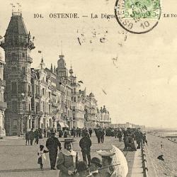 CPA Belgique Ostende La digue animée