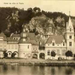 CPA Belgique Dinant Hôtel de ville et Poste