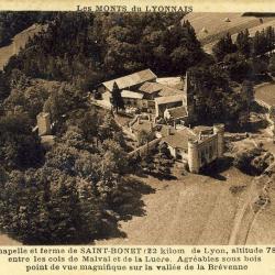 CPA 69 RHONE LYON Les monts du Lyonnais Château