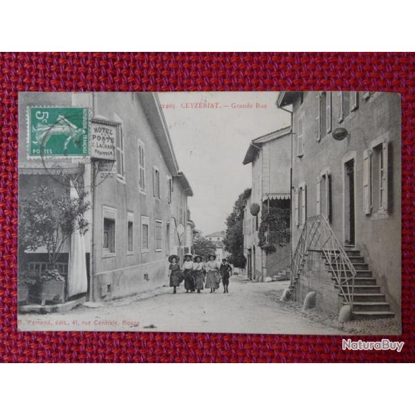 CPA 01 AIN Ceyzriat Grande Rue Poste Costume