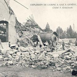 CPA photo Suisse Genève Explosion usine à gaz 1909
