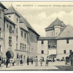 CPA 74 Haute-Savoie Annecy Château Ducs de Nemours