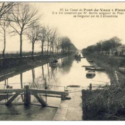 CPA 01 AIN PONT DE VAUX Le canal à Fleurville