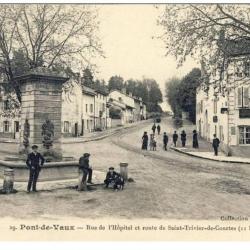 CPA 01 AIN PONT DE VAUX Rue de l'Hôpital