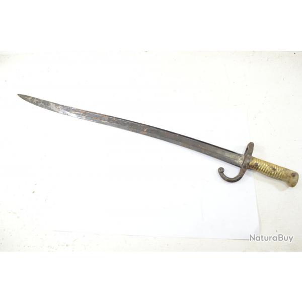 Sabre baionnette fusil Remington gyptien fabrication europenne. Pice de terrain Guerre 1870 Sedan