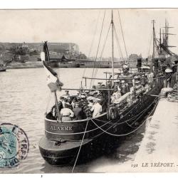 CPA - MARINE MILITAIRE -LE TREPORT - LE TORPILLEUR "Alarme " au Bassin N&deg;304