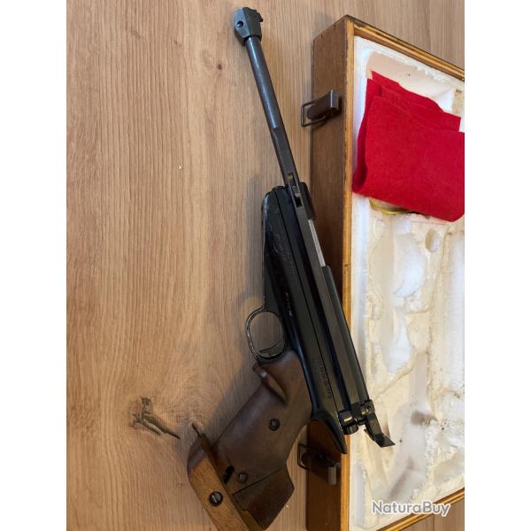 Feinwerkbau LP 65  Gaucher calibre 4,5