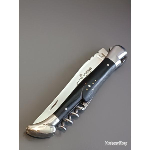 COUTEAU LAGUIOLE MAKI, THIERS, mouche forge, manche en CORNE, guilloch.