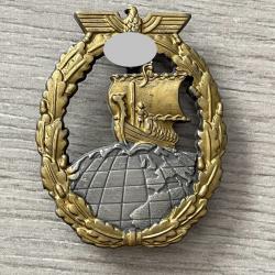 un insigne allemand de croiseurs auxiliaires ww2