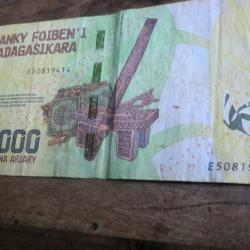 billet 10000 ariary  / E50819414