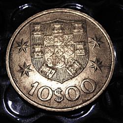 Portugal piece de 10$  1971 republica portuguesa ttb