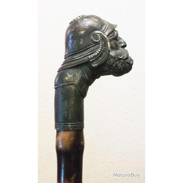 ANCIENNE CANNE DE COLLECTION POMMEAU EN BRONZE ARGENTE TTE CASQUEE DE JAN ZIZKA.