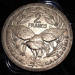 Nouvelle Caledonie  piece de 2 francs 1982 ttb+ (oiseau)