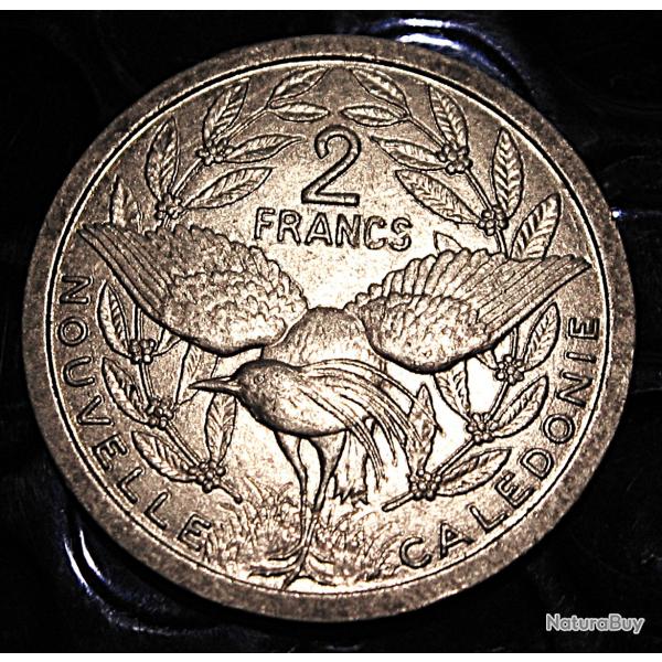 Nouvelle Caledonie  piece de 2 francs 1982 ttb+ (oiseau)