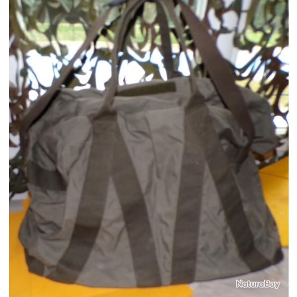 SAC A PARACHUTE DE L'ARMEE ALLEMANDE , FABRICATION ANNEE 1999 , UNE SANGLE POUR LE PORT A L'EPAULE E