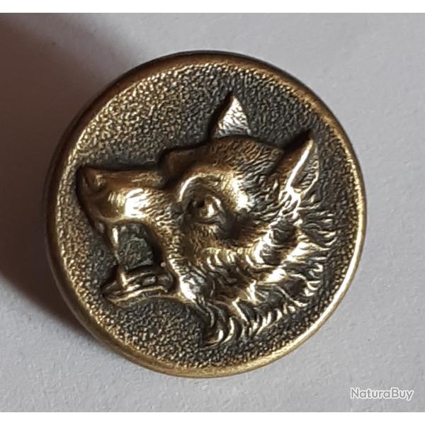 Bouton de livre de chasse, Tte de Loup  gauche , 16, laiton. SUPRIEUR FRANCE, Lot B3