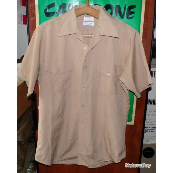 ARMEE AMERICAINE U.S : CHEMISE MILITAIRE DE L'ARMEE AMERICAINE  ,Taille MEDIUM OU 39-40 OU M ,COULEU