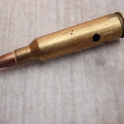Cartouche, munitions, calibre 22-250 REM, neutralisée.