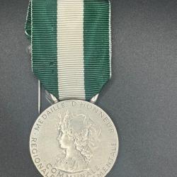 (33.001) Médaille d'honneur régionale, départementale et communale