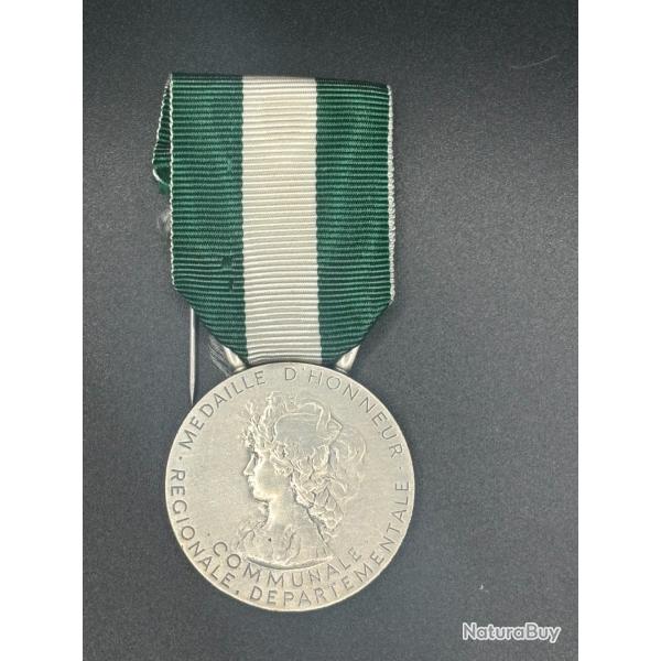 (33.001) Mdaille d'honneur rgionale, dpartementale et communale
