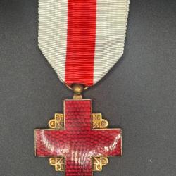 (05.007) Médaille de la Croix Rouge Française