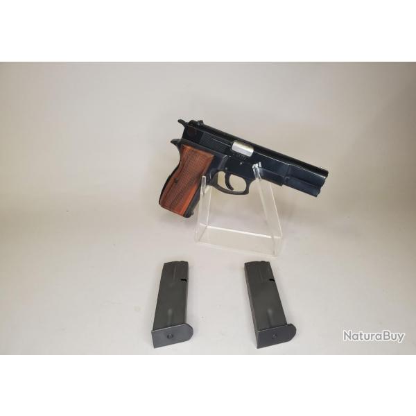 LUGER M90 9X19