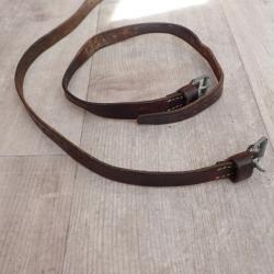 2 sangles, lanières en cuir pour brellage, sac poils, havresac Suisse. Pour la couverture, gamelle