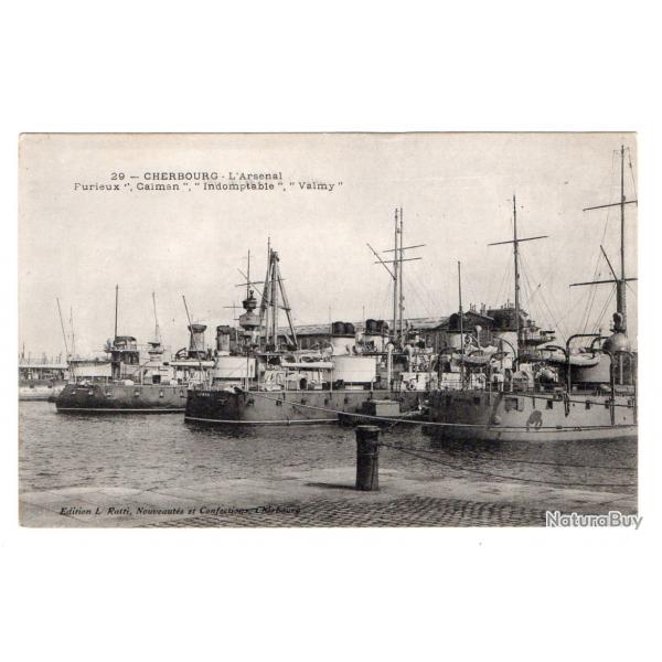 CPA - MARINE Militaire  -CHERBOURG " L'Arsenal " Furieux " Caiman " Indomptable " Valmy  N055