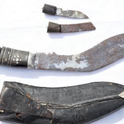 ANCIEN kukri khukuri - INDE - indien années 30 / 40 + fourreau et 2 petits couteaux